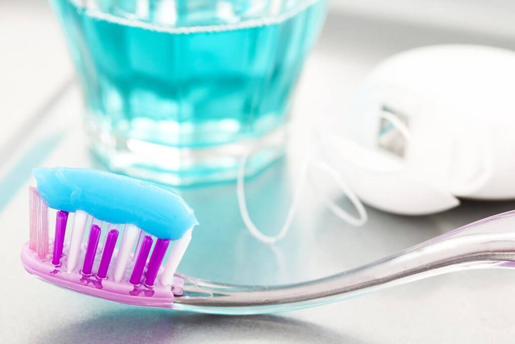 зубная щетка стоматология