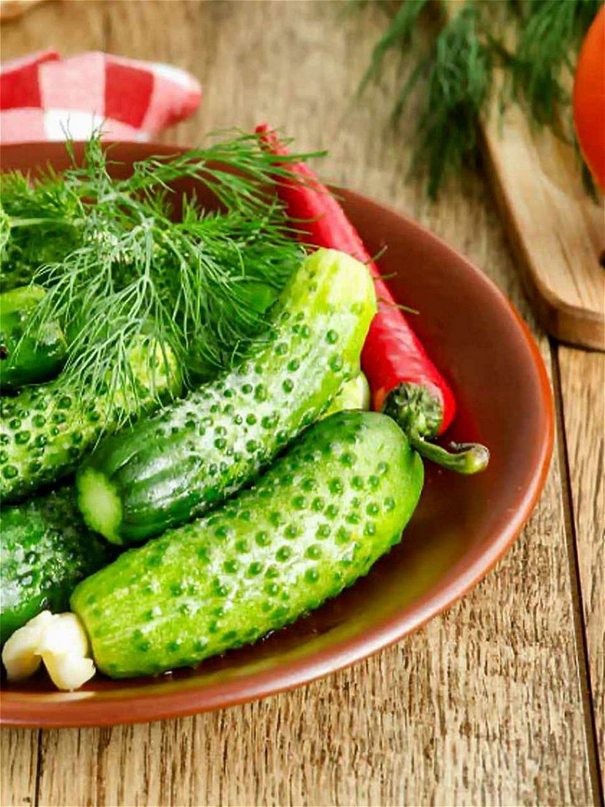 Засолка огурцов кураж. Огурец кураж плюс. Засолка огурцов кураж. Семена огурец кураж f1. Семена огурцов кураж.